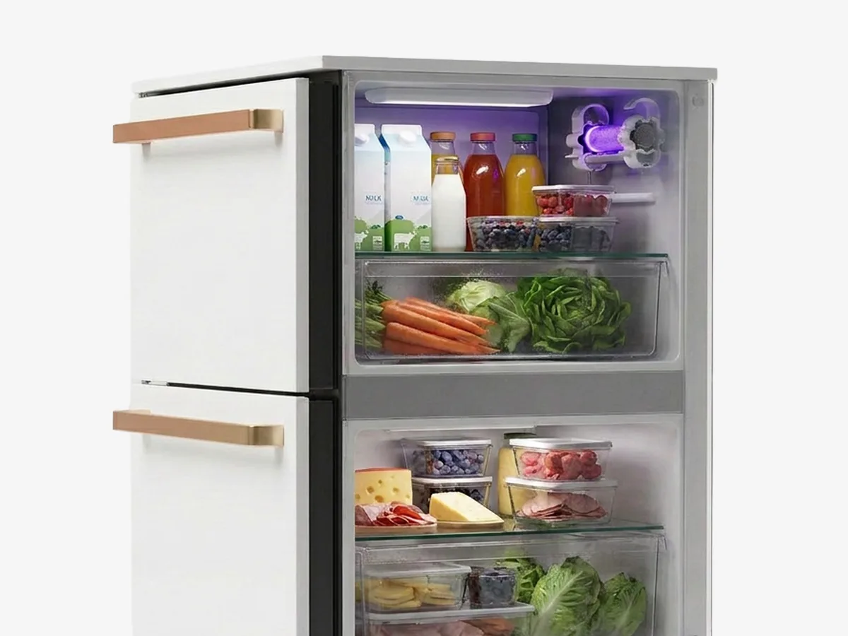 Refrigerator interior with a Pür Plasma core glowing violet inside, keeping stored food fresh